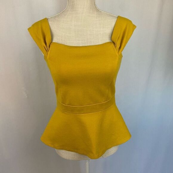 Adelyn Rae yellow gold off shoulder peplum Anthropologie - Picture 1 of 14